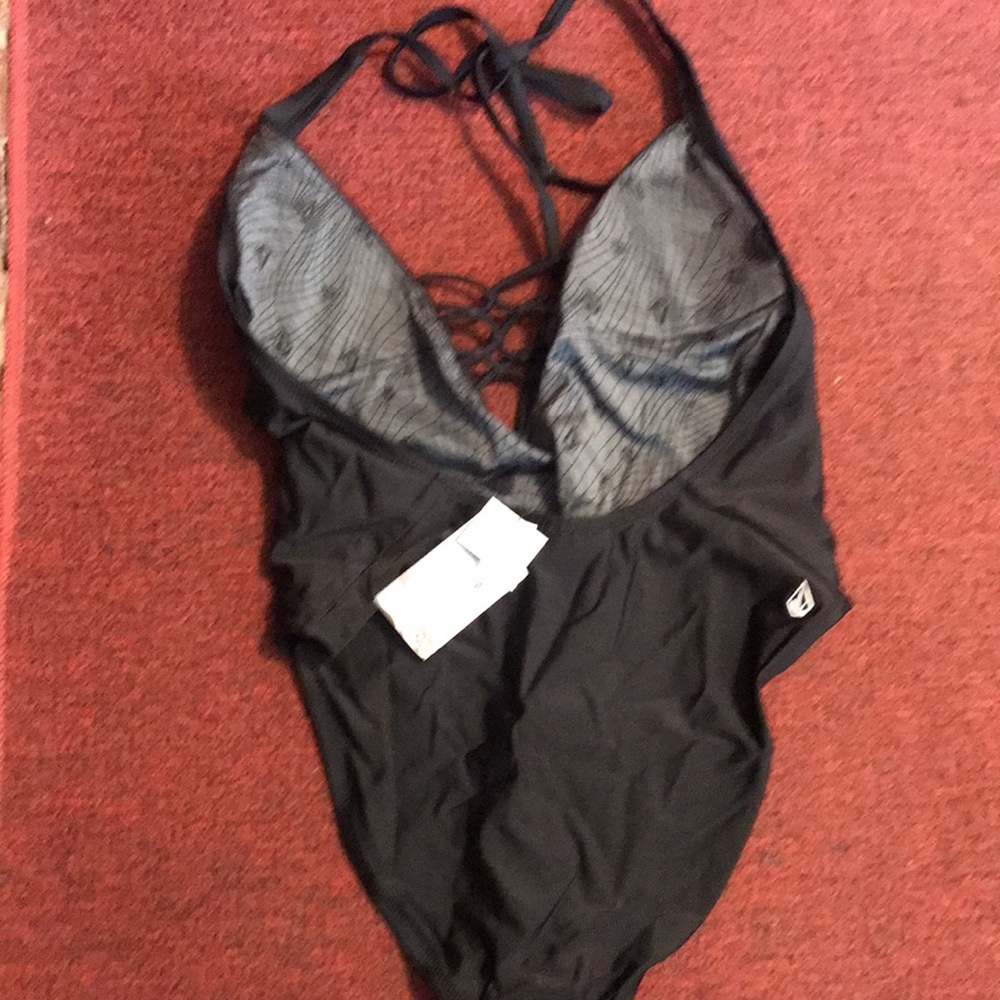 VOLCOM SWIM - Picture 5 of 6